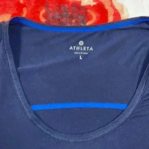 Athleta women’s pullover workout top with thumb holes crewneck size large navy - Picture 2 of 9